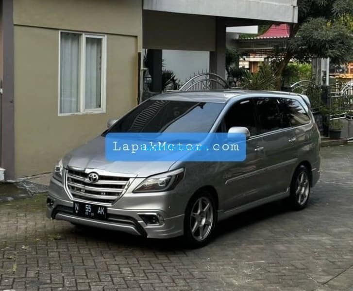 Toyota Innova V Diesel Matic 2015 Mojokerto